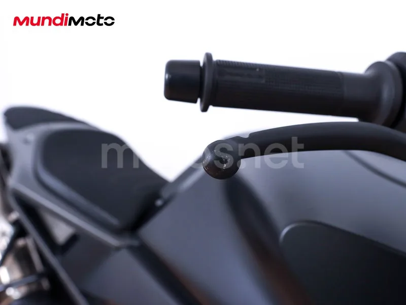 Husqvarna Svartpilen 801 - Vista 13