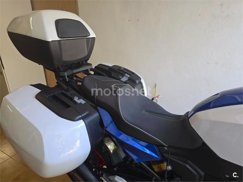 BMW F 900 XR - Vista 4