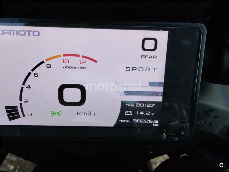 CFMOTO 650GT - Vista 9
