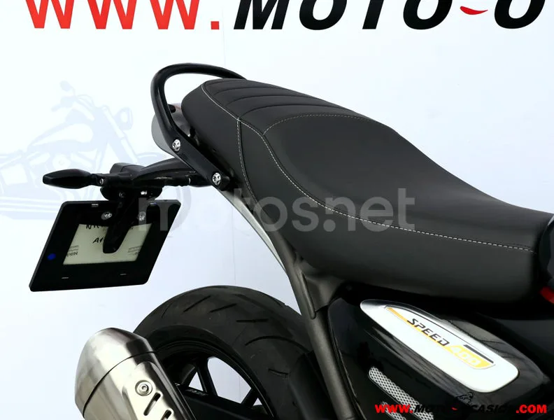 Triumph Speed 400 - Vista 11