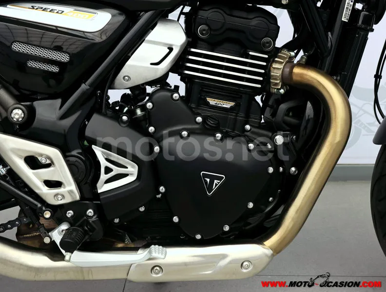 Triumph Speed 400 - Vista 5