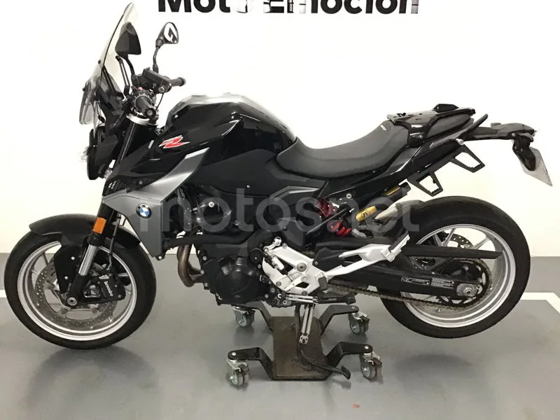 BMW F 900 R - Vista 3