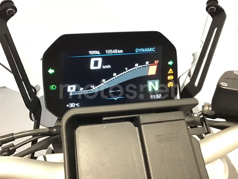 BMW F 900 R - Vista 8