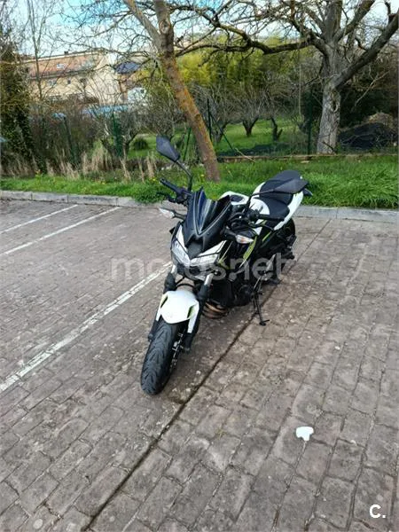Kawasaki Z650 - Vista 7
