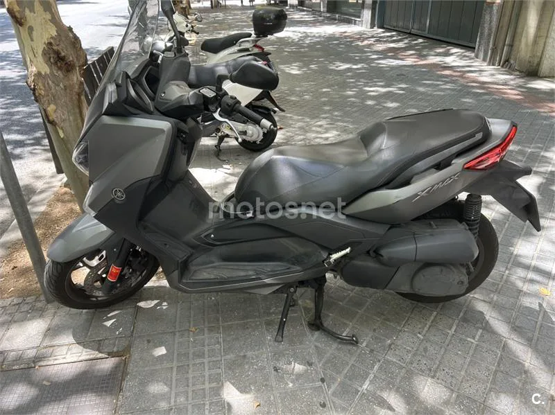 Yamaha XMAX 250 - Vista 3