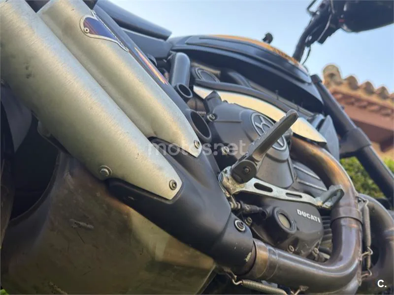 Ducati Scrambler - Vista 3