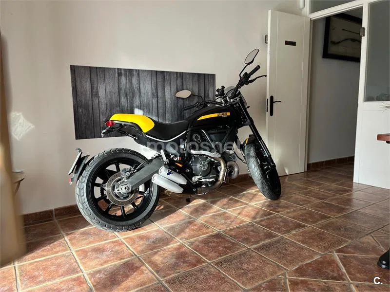 Ducati Scrambler - Vista 7