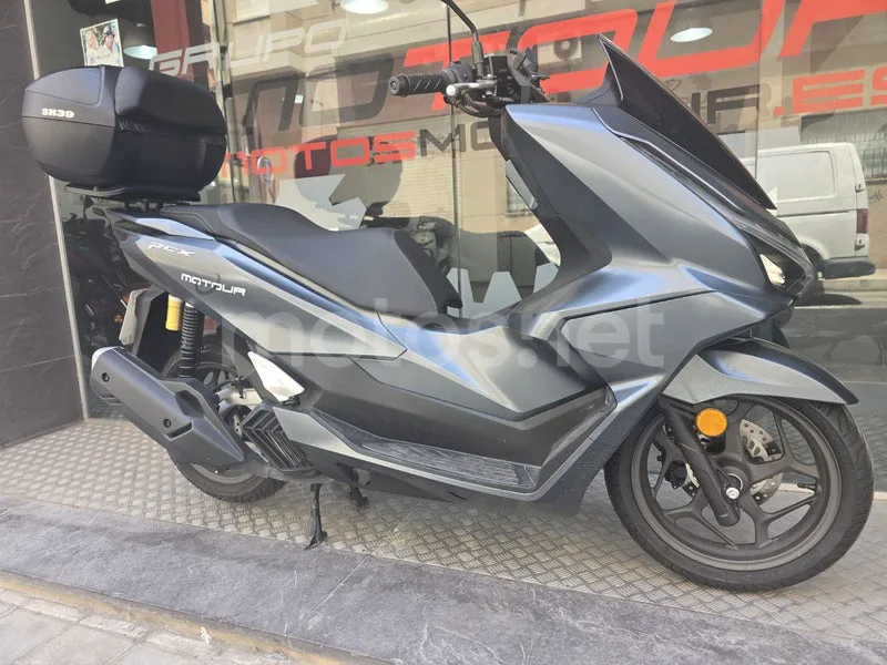 Honda PCX125 - Vista 4