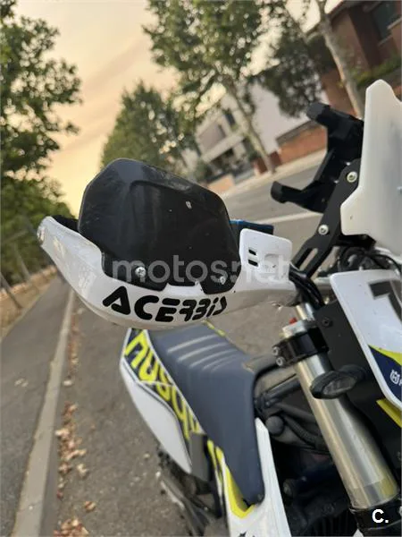 Husqvarna 701 Enduro 8800 € 2021 Barcelona - 2