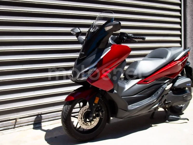 Honda Forza 350 - Vista 17