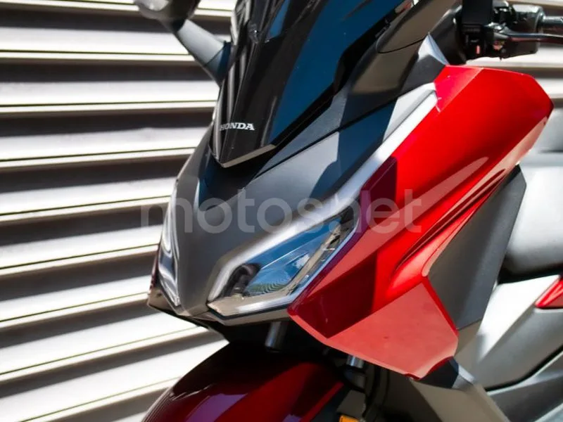 Honda Forza 350 - Vista 18