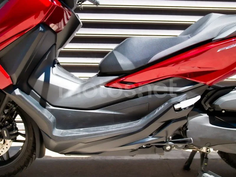 Honda Forza 350 - Vista 20