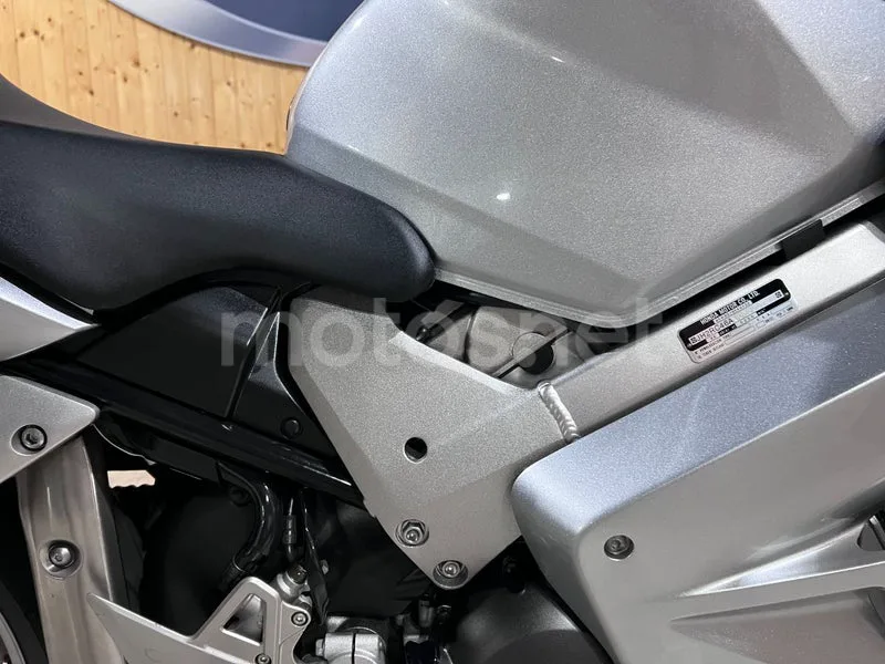 Honda VFR800F - Vista 26