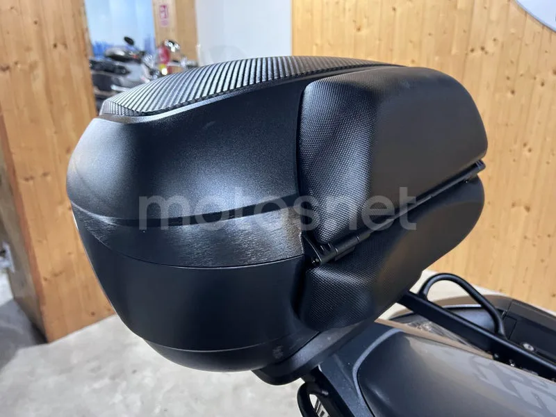 Honda VFR800F - Vista 40