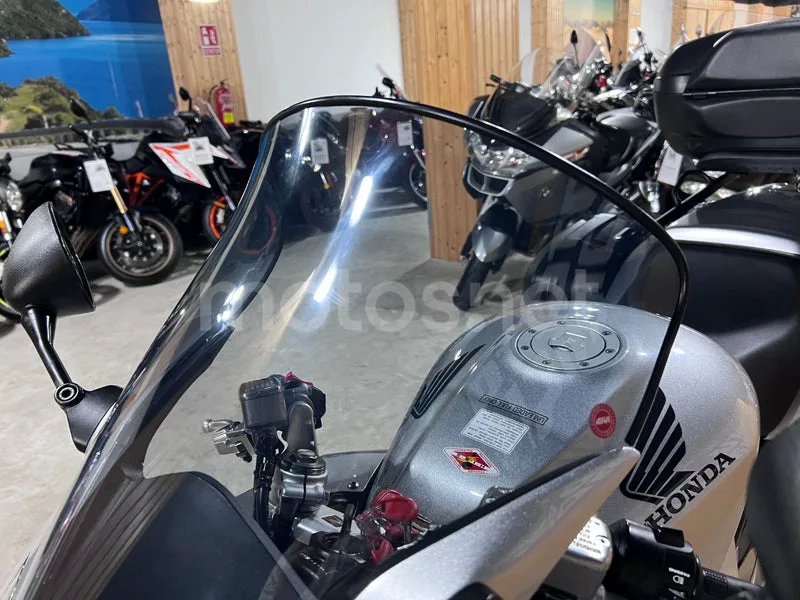 Honda VFR800F - Vista 44