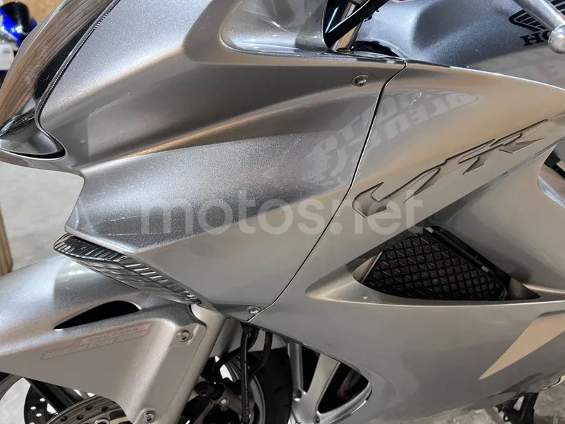 Honda VFR800F - Vista 50