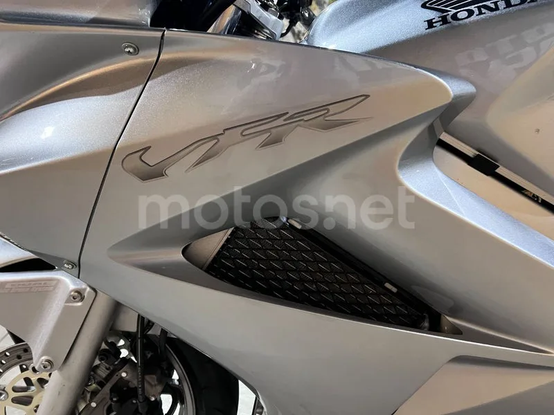 Honda VFR800F - Vista 51