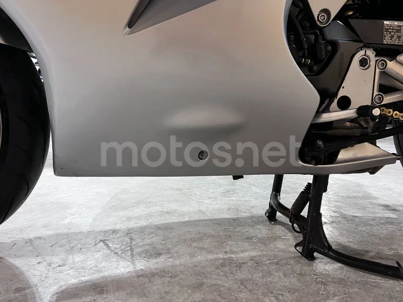 Honda VFR800F - Vista 53