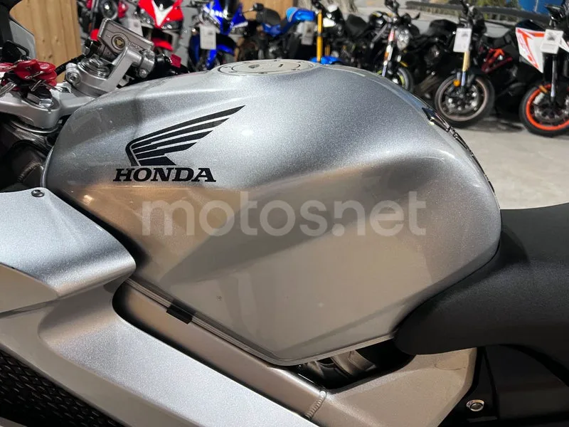 Honda VFR800F - Vista 57