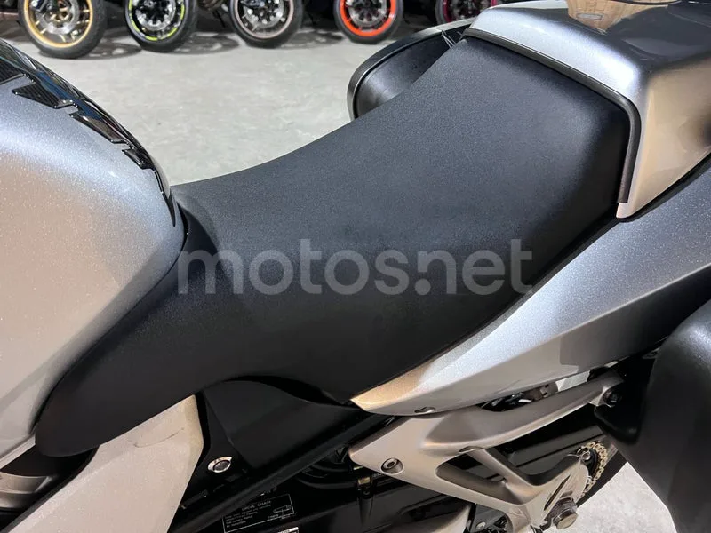 Honda VFR800F - Vista 59