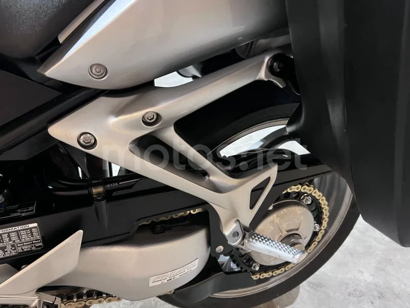 Honda VFR800F - Vista 62