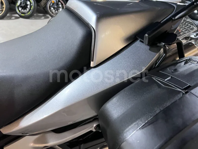 Honda VFR800F - Vista 63