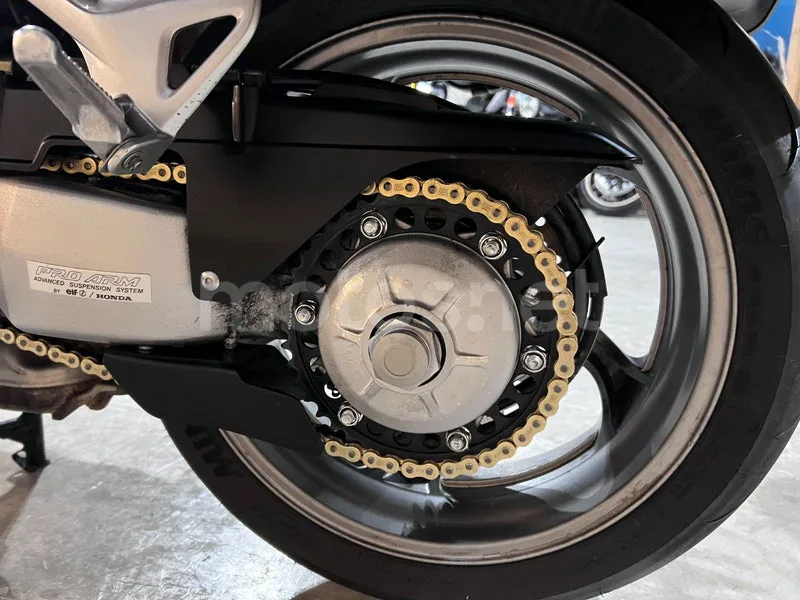 Honda VFR800F - Vista 70