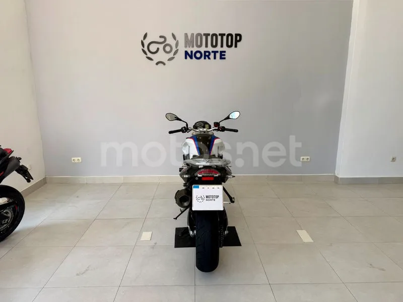 BMW F 800 R - Vista 8