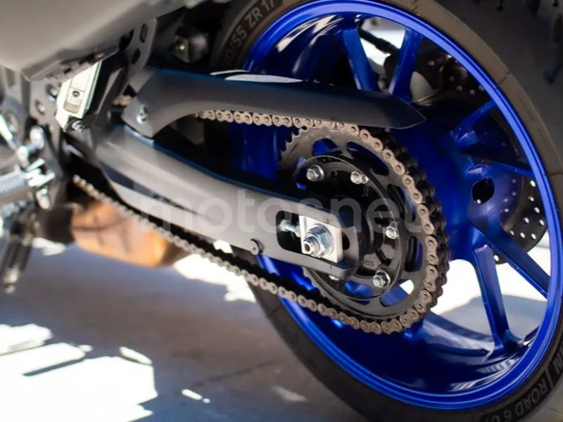 Yamaha Tracer 7 - Vista 19