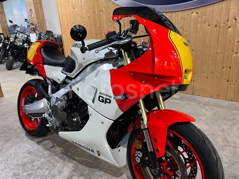 Yamaha XSR900 GP 11.000 € 2025 Valencia - 2