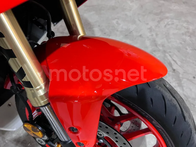 Yamaha XSR900 GP - Vista 14