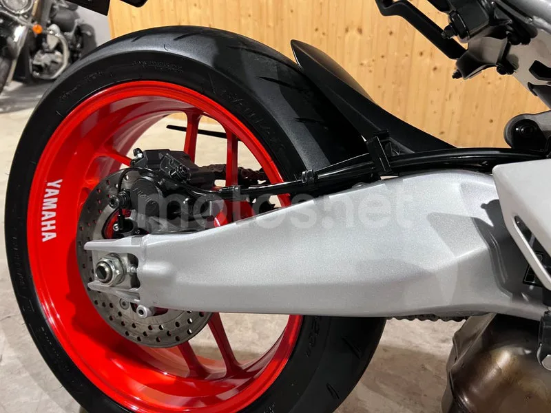 Yamaha XSR900 GP - Vista 31