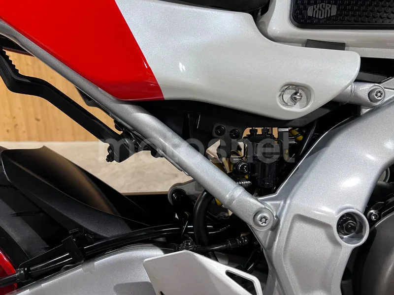 Yamaha XSR900 GP - Vista 33