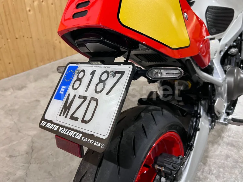 Yamaha XSR900 GP - Vista 38