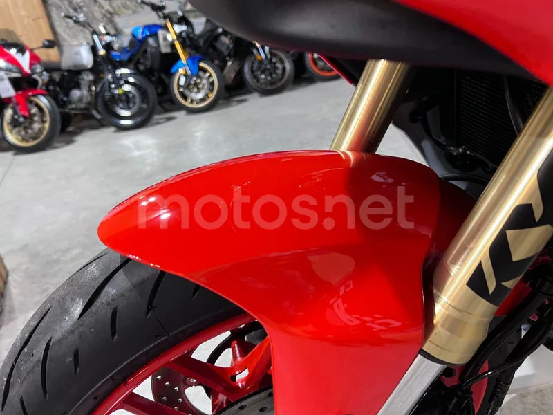 Yamaha XSR900 GP - Vista 42