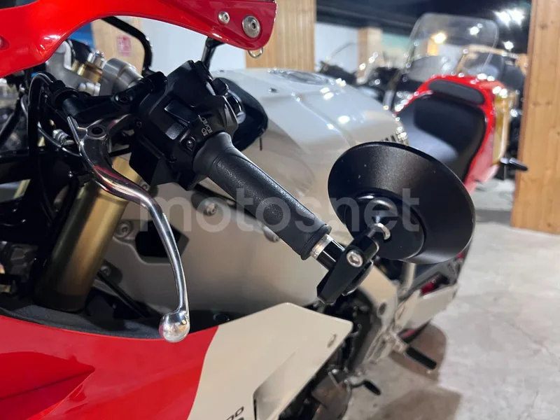 Yamaha XSR900 GP - Vista 45