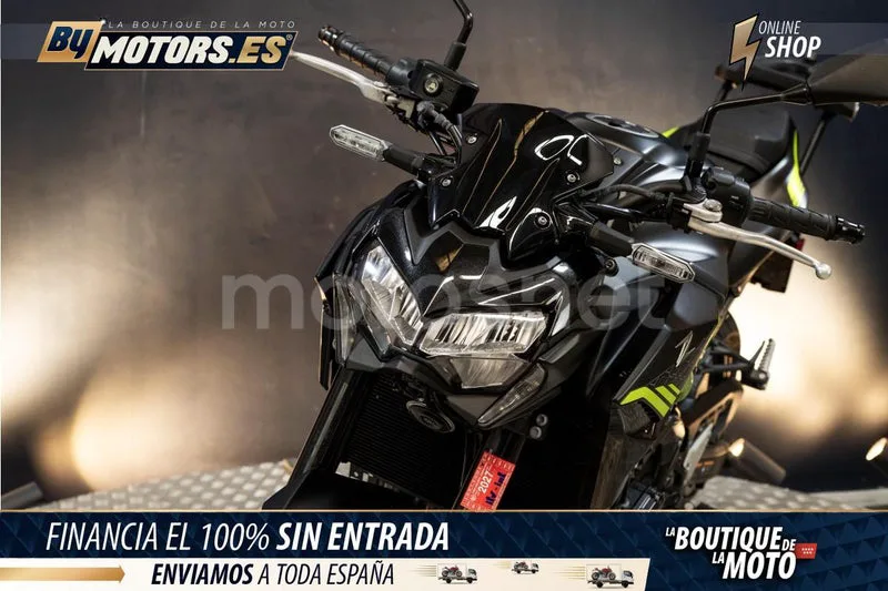 Kawasaki Z900 - Vista 8