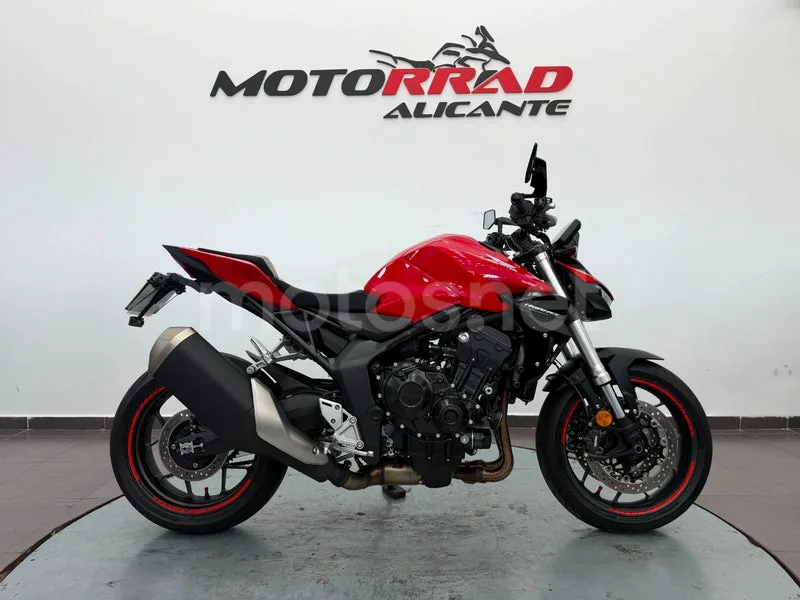 Honda CB1000 Hornet 9990 € 2025 Alicante - 1