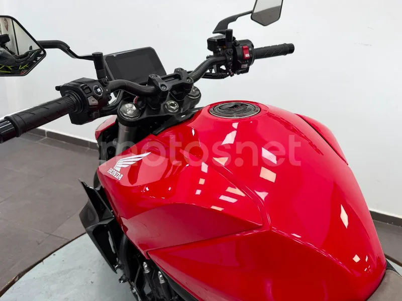 Honda CB1000 Hornet - Vista 12