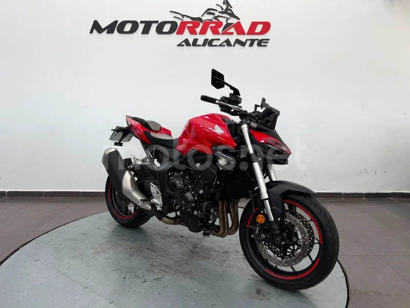 Honda CB1000 Hornet - Vista 18