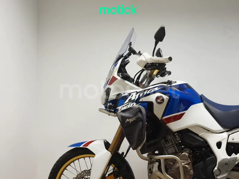 Honda CRF1000L Africa Twin - Vista 7