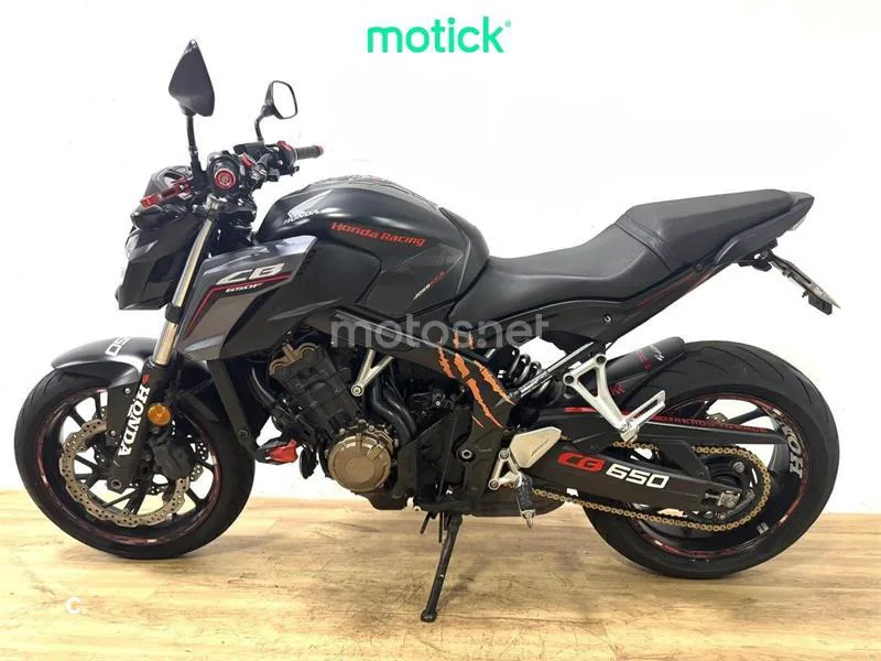 Honda CB650F - Vista 5