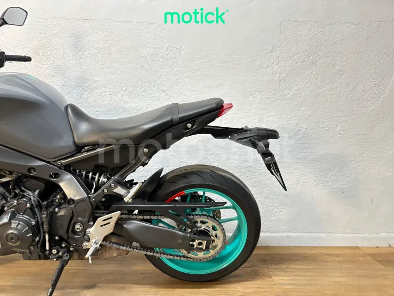 Yamaha MT-09 - Vista 9