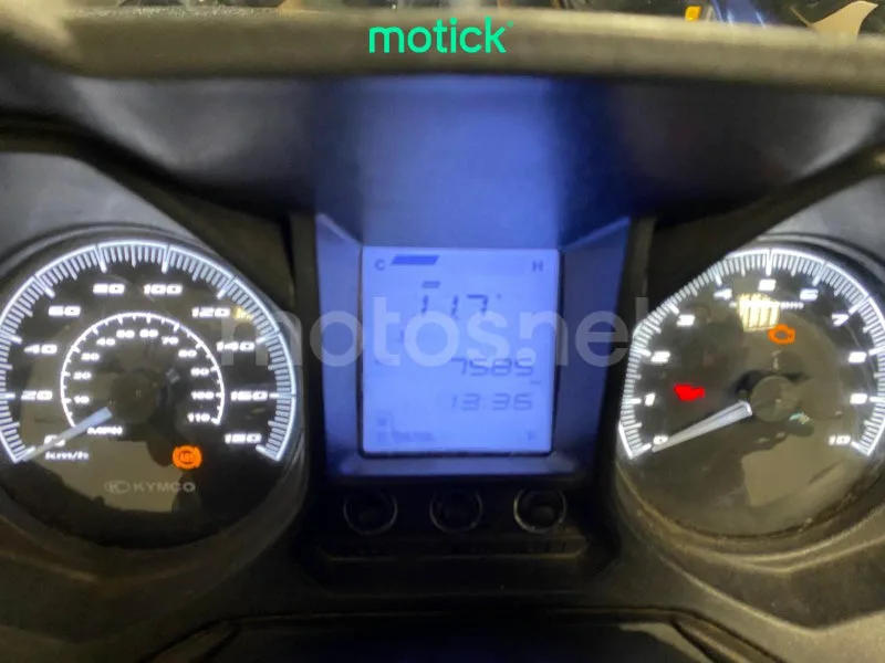Kymco Grand Dink 300 - Vista 5