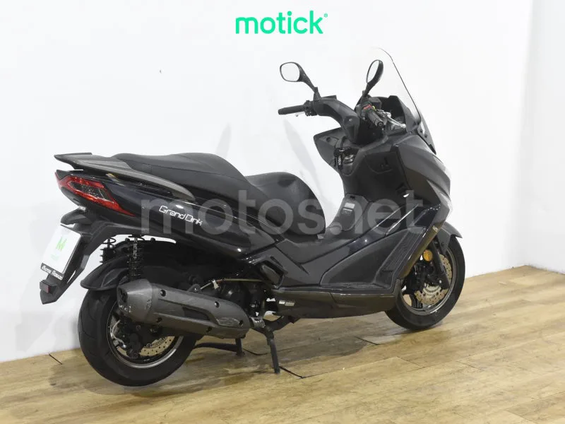Kymco Grand Dink 125 - Vista 10