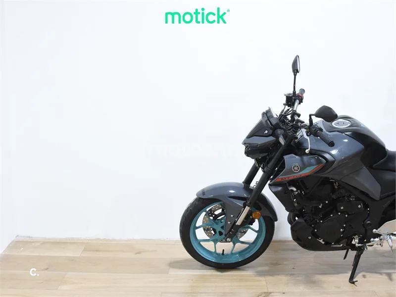 Yamaha MT-03 - Vista 9