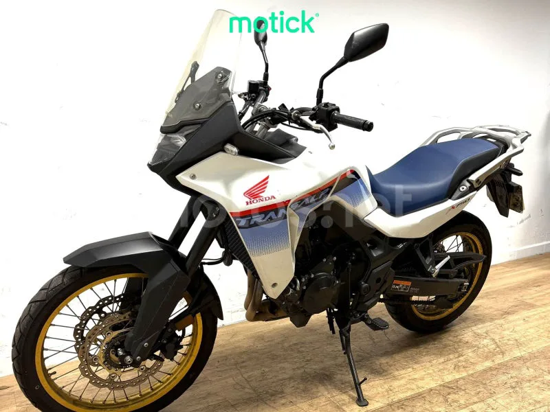 Honda XL750 Transalp - Vista 11