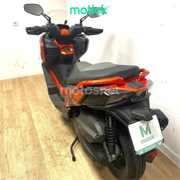 Kymco DTX 350 - Vista 5