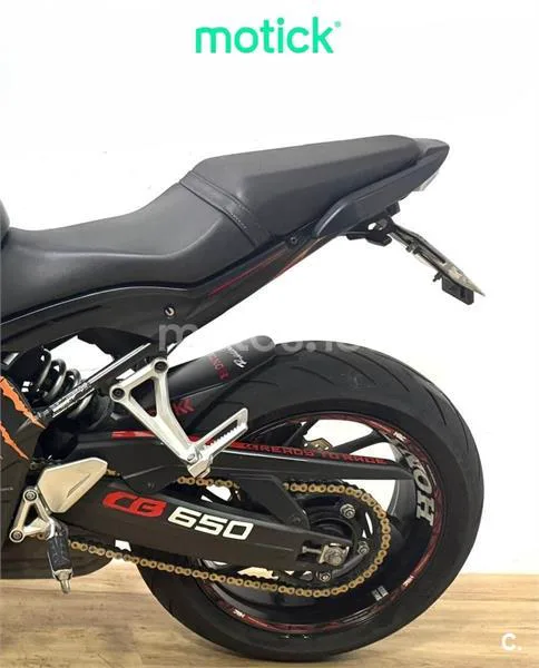Honda CB650F - Vista 7
