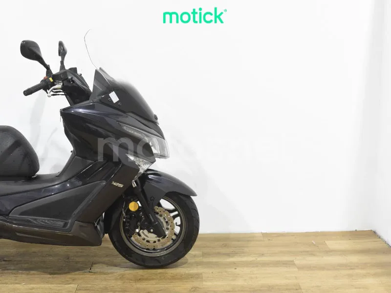 Kymco Grand Dink 125 - Vista 4